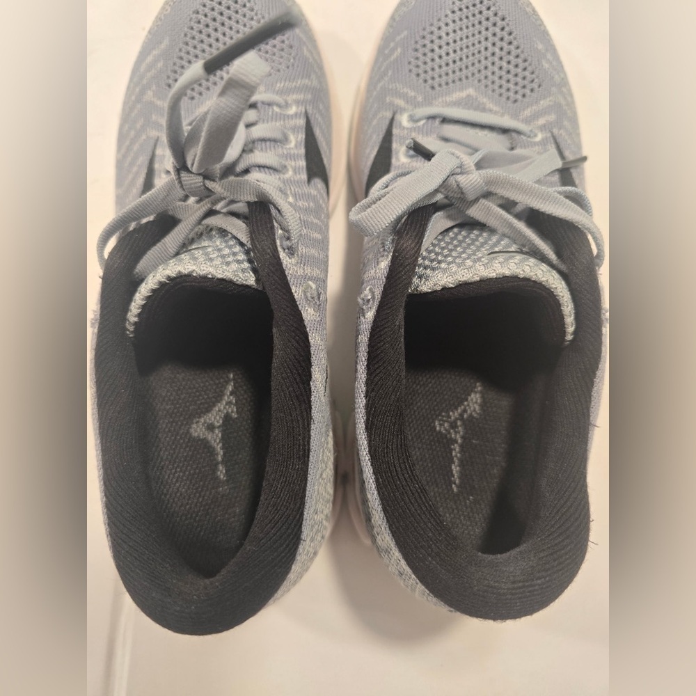 Mizuno Waveknit R2 Woman’s Sneakers Gray Size 8 - Picture 7 of 8